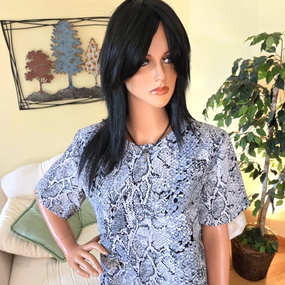 Modern Essentials Black & White Snakeskin Print Short Sleeve Blouse Size Small